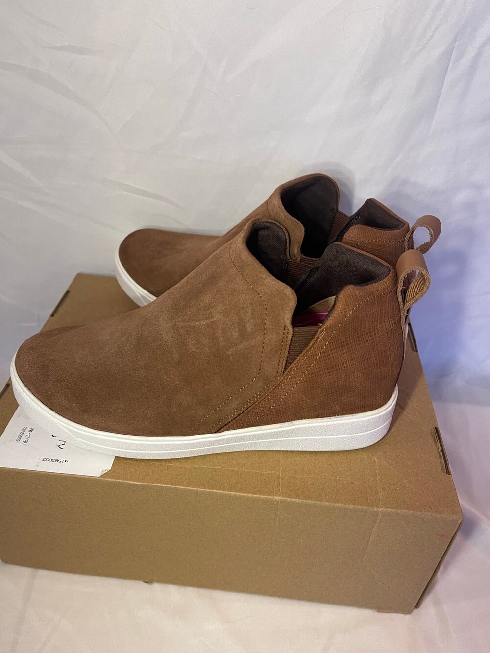 Ryka Vera Saddletan SDE-sneaker boot-women size 7.5M-brand new
